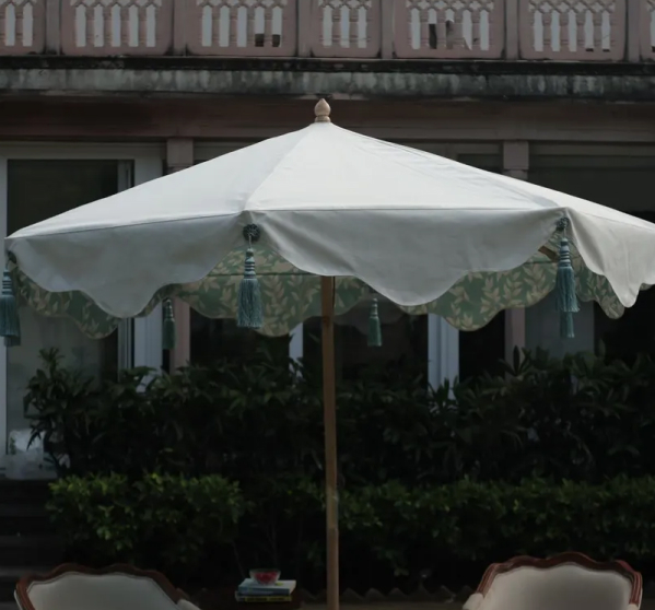 Gallery Tent 9