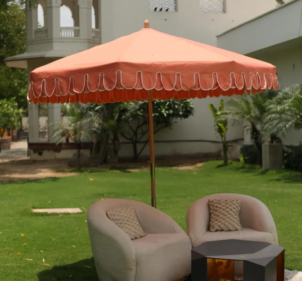 Gallery Tent 11