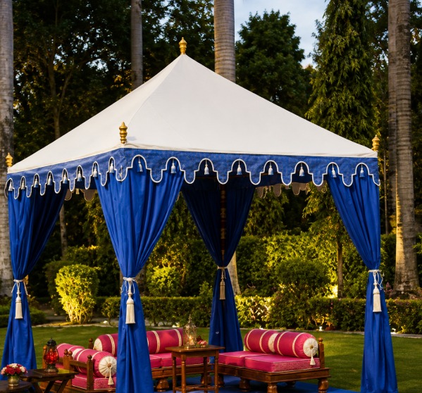 Gallery Tent 1