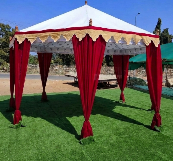 Gallery Tent 5